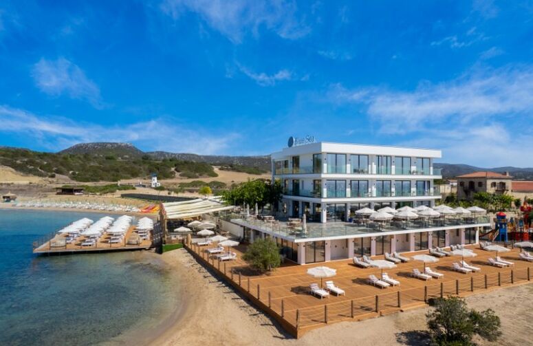 Blue Sea Hotel