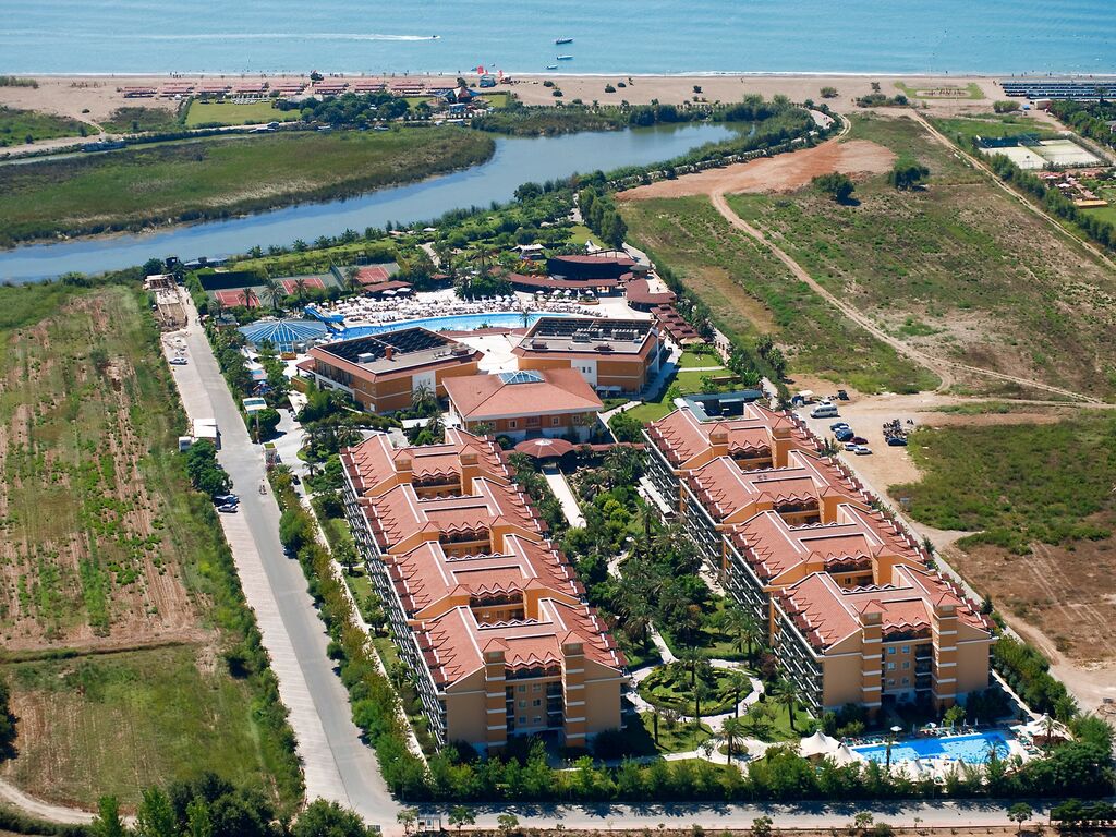 Crystal Paraiso Verde Resort & SPA