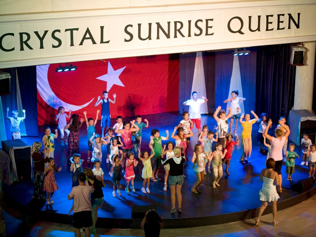 Crystal Sunrise Queen Luxury Resort & SPA