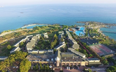 İncekum Beach Resort Yandan Deniz Manzaralı Oda