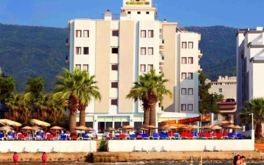 Nuova Beach Hotel