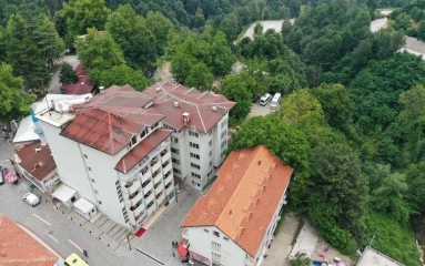 Oylat Güven Hotel Lüx oda Küvetli