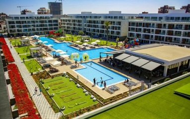 Courtyard Long Beach Holiday Resort Superior 2+1 Oda