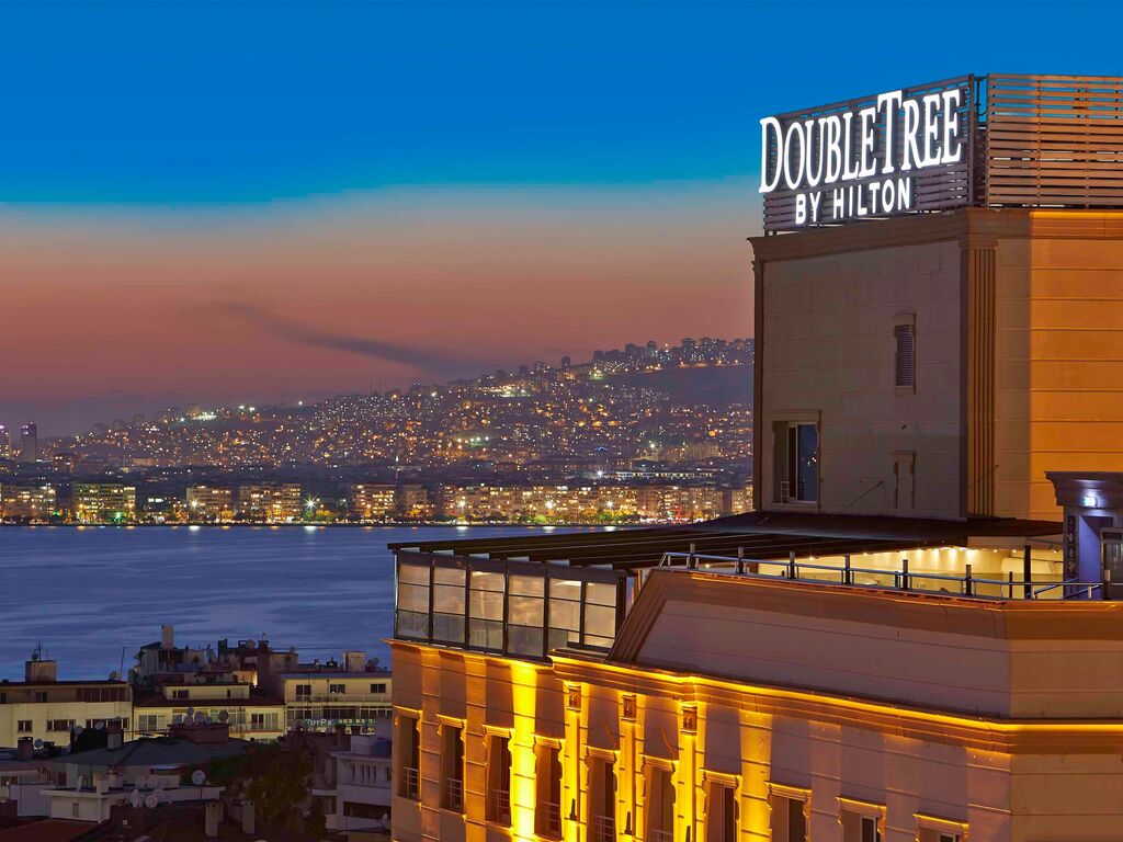 Doubletree by Hilton İzmir Hotel