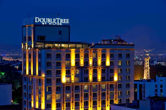 DoubleTree by Hilton İzmir Hotel