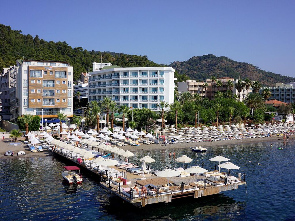 Cettia Beach Resort Hotel +16
