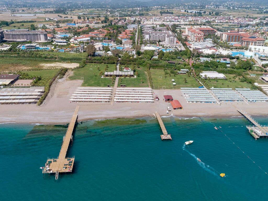 Euphoria Palm Beach Resort