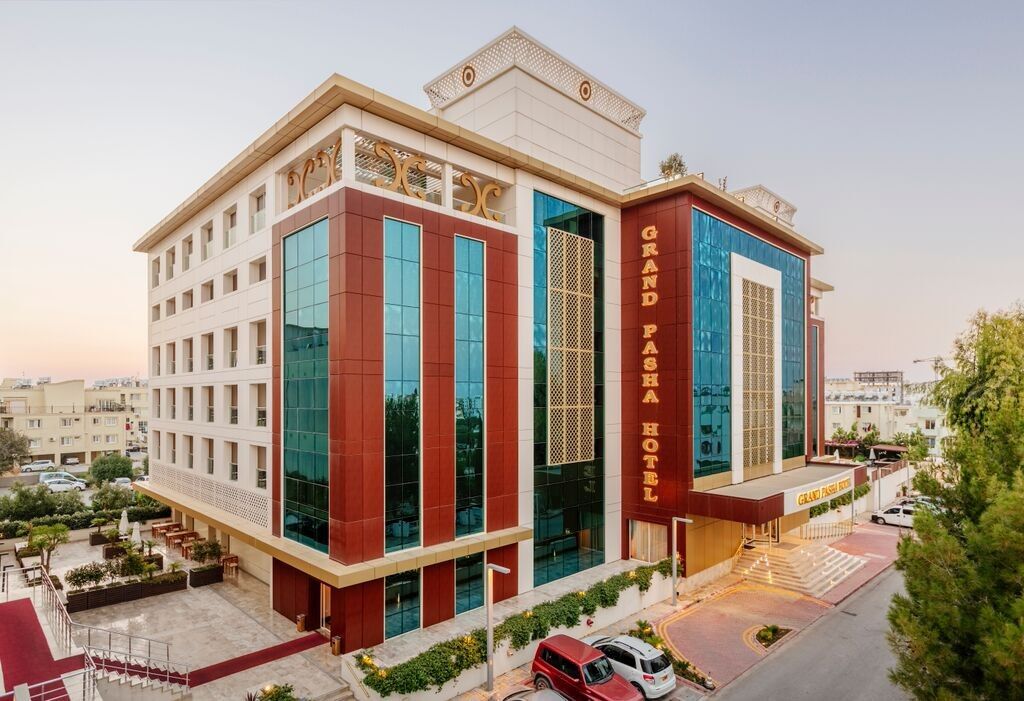 Grand Pasha Hotel