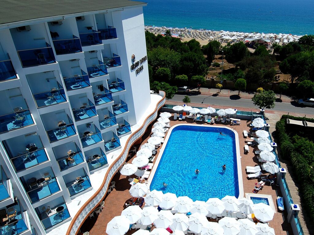 Grand Zaman Beach Hotel