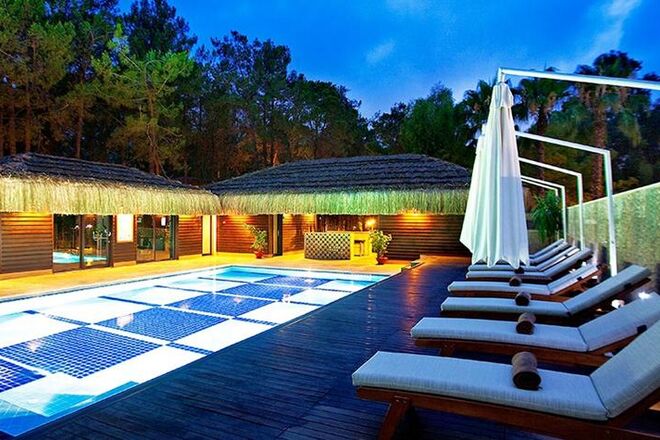 Champion Holiday Village