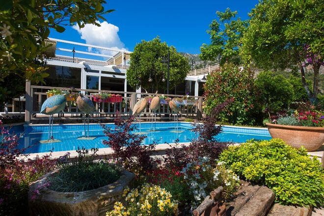 Kimera Lounge Hotel