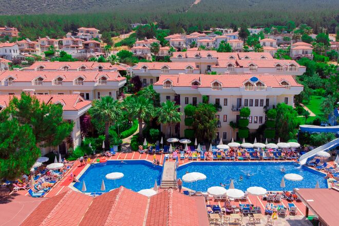 Yel Holiday Resort Hotel