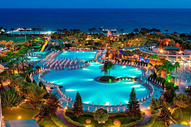 Miracle Resort Hotel