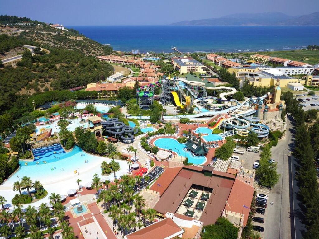 Tui Blue Ephesus Otel & Aqua Fantasy Aqua Park Tatil Köyü