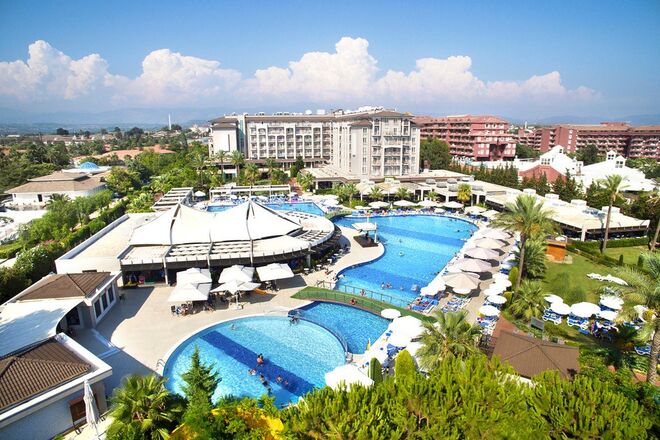 Sunis Elita Beach Resort & Spa Side