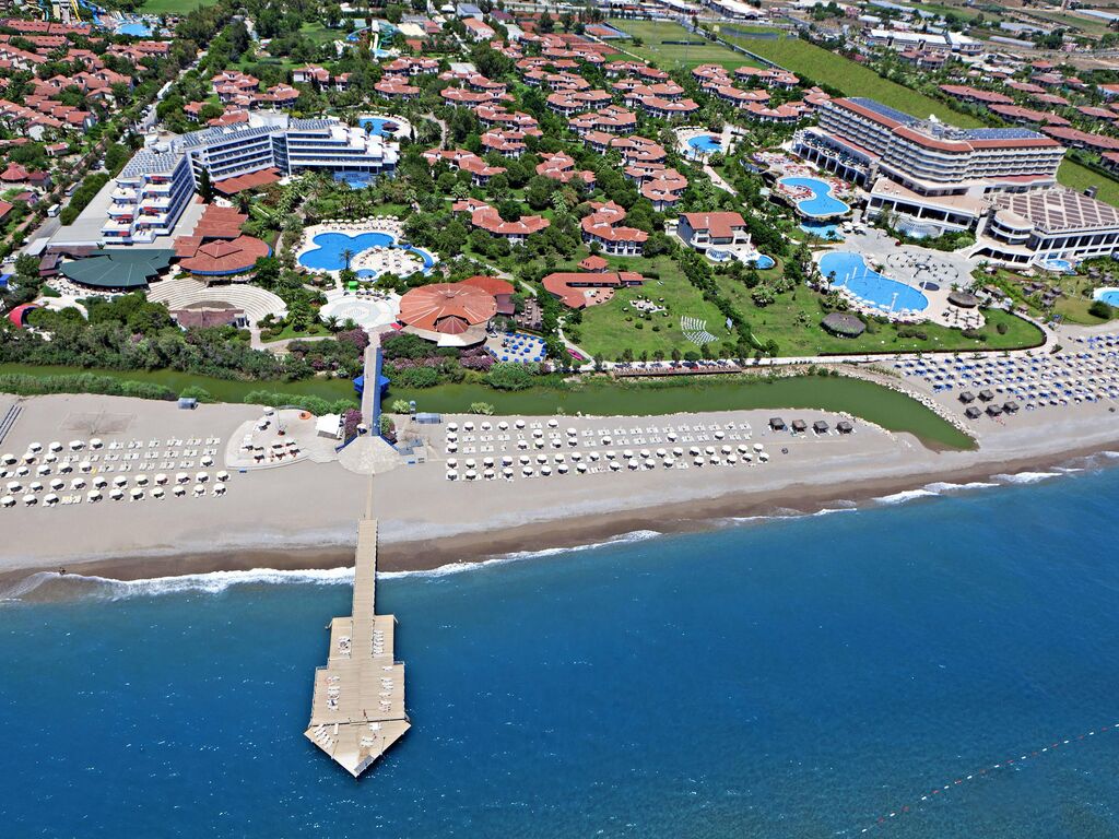 Starlight Resort Hotel
