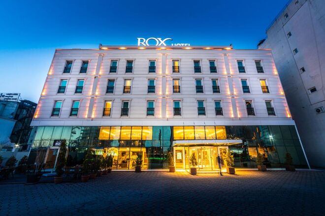 Rox Hotel Airport