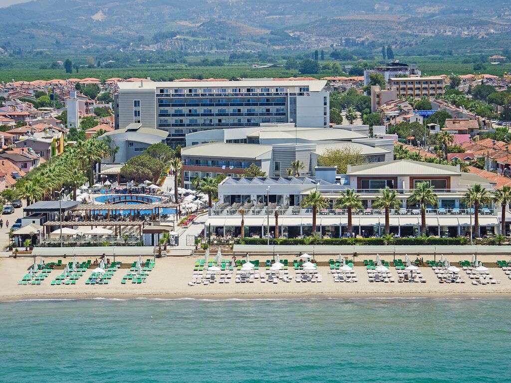 Palm Wings Beach Resort Kuşadası