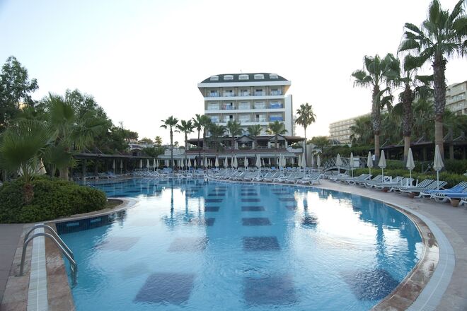 Trendy Hotels Palm Beach Side
