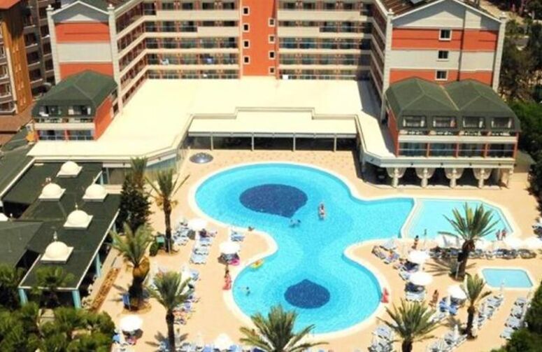 Insula Resort Spa Hotel