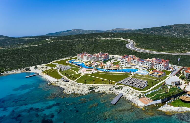 Double Tree by Hilton Çeşme Alaçatı Beach Resort (ex: Porto Beach Resort Exclusive)