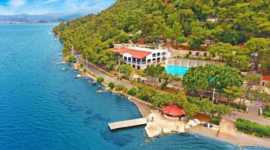 Club Bella Mare Beach