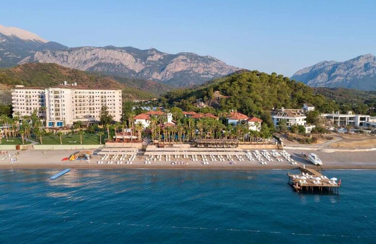 Larissa Akman Park Otel