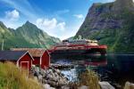 Hurtigruten Cruise