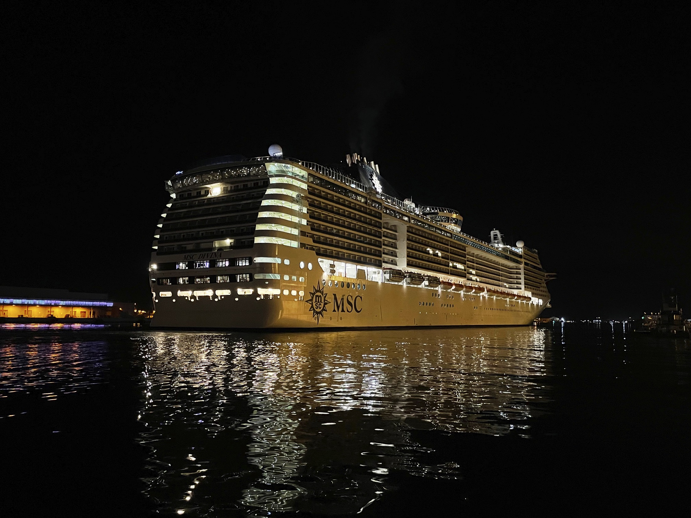 MSC Divina