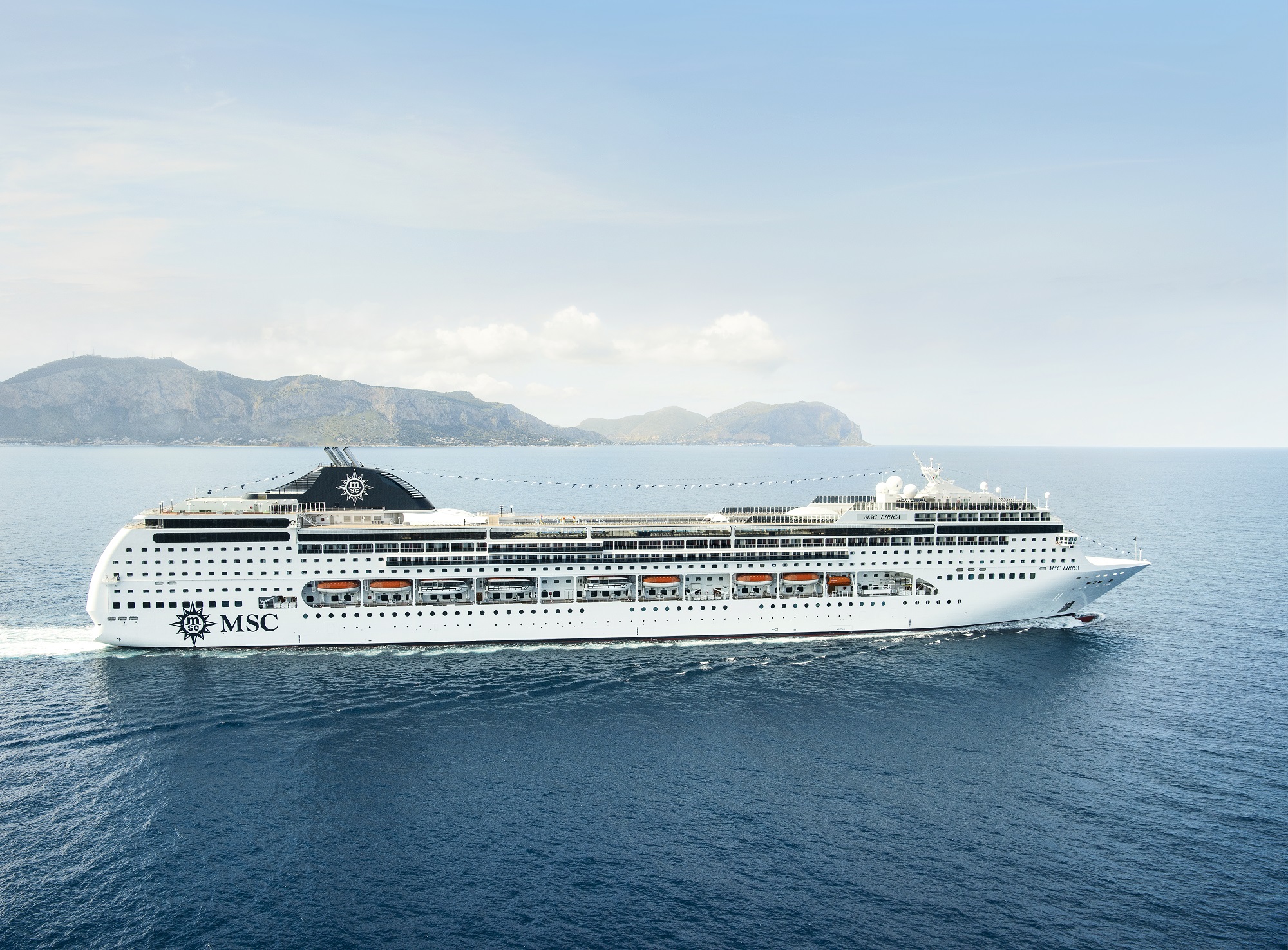 MSC Lirica