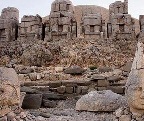 29 Ekim Göbeklitepe Nemrut Mardin Turu Pegasus Havayolları ile 3 Gece