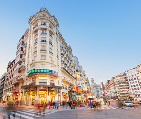 Büyük İspanya & Endülüs Turu THY İle 7 Gece Barcelona Çıkışlı
