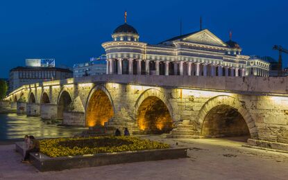 Elit Büyük Balkanlar Turu THY ile 7 Gece Kurban Bayramı Dönemi Tüm Çevre Gezileri ve Akşam Yemekleri ve Makedon Gecesi Dahil