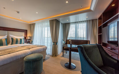 5* Nehir Gemisi Charles Dickens ile Ren Nehri'nde Lüks Noel Pazarları Nehir Turu | THY ile 4 Gece (CGN-ZRH)