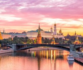 Moskova - St Petersburg Turu Ajet HY ile 4 Gece