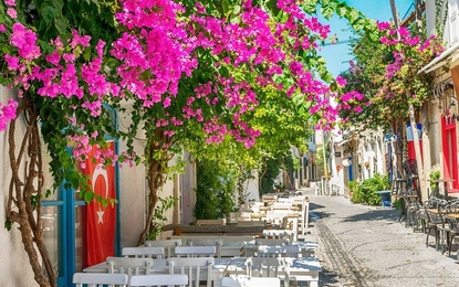 Salda Gölü Pamukkale Alaçatı Turu Otobüs ile 1 Gece Kurban Bayrami Özel