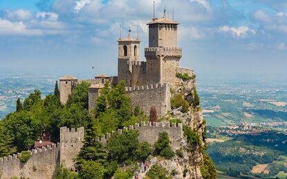 Elegant İtalya - San Marino Turu Pegasus HY ile 7 Gece Ekstra Turlar Dahil