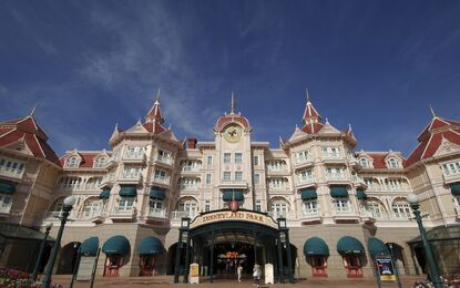 Paris & Disneyland Rüyası Turu THY ile 4 Gece 29 Ekim Dönemi