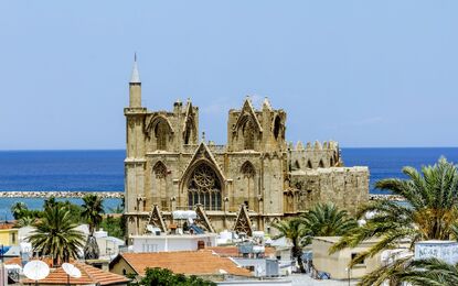 Kıbrıs Turu PGS ile 3 Gece 4 Gün İstanbul - Ankara - Antalya - İzmir - Çukuorva Hareketli Son Bahar Dönemi