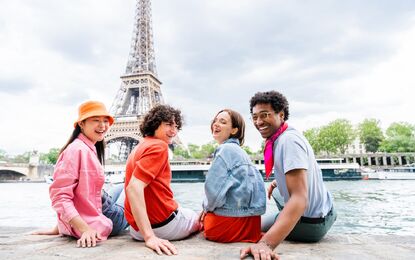 İzmir'den Direkt Sefer ile Paris & Disneyland Turu Rotası Sunexpress ile 3 Gece