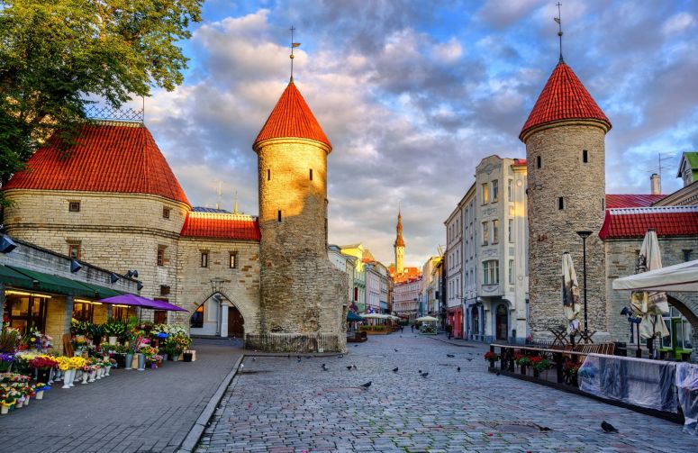Baltık Harikaları Tallin Riga Vilnius Turu THY ile 7 Gece Kurban Bayramı Dönemi