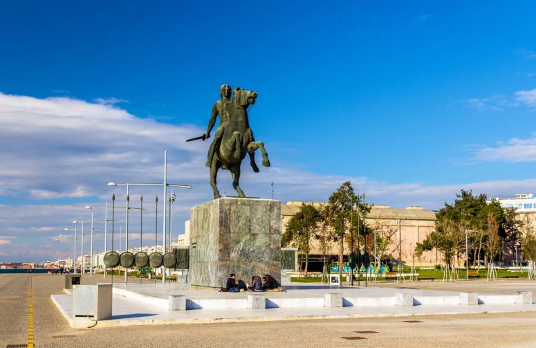 Otobüs ile Kısa Balkan Masalı Turu 2 Gece