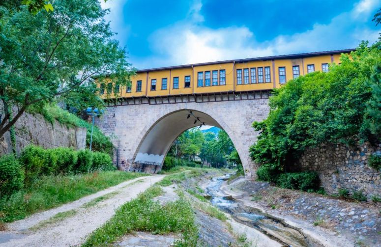 İkonik Marmara'nın Tarihi Başkentleri Turu (Kazdağları Jeep Safari ve Ayvalık Tekne Turu) |4 Gece Konaklama Uçaklı Ankara Havalimanı Çıkışlı Kurban Bayramı Özel