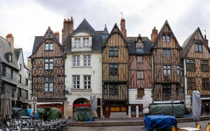 Elit Normandiya, Loire Vadisi Şatolar Paris Turu Air France HY ile 5 Gece Ekstra Turlar Dahil