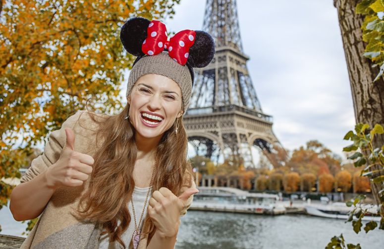Paris Disneyland Serüveni Turu THY ile 4 Gece CDG-CDG
