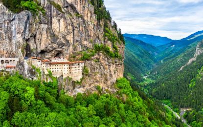 İkonik Karadeniz Yaylalar ve Batum Turu Trabzon Başlar| 3 Gece Konaklamalı İstanbul Havalimanı Çıkışlı