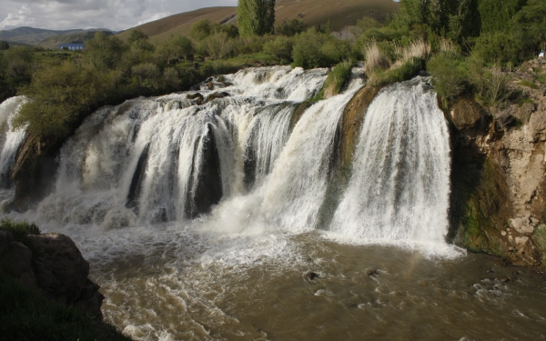 Muradiye Selalesi